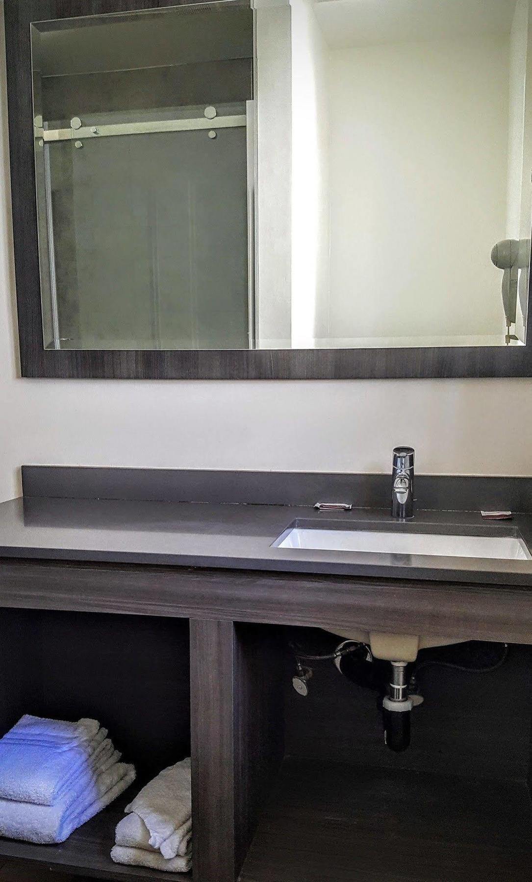 Jewel City Inn Γκλέντεϊλ Εξωτερικό φωτογραφία